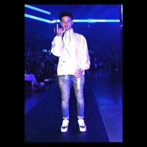 Jordan,white jacket,blue jeans